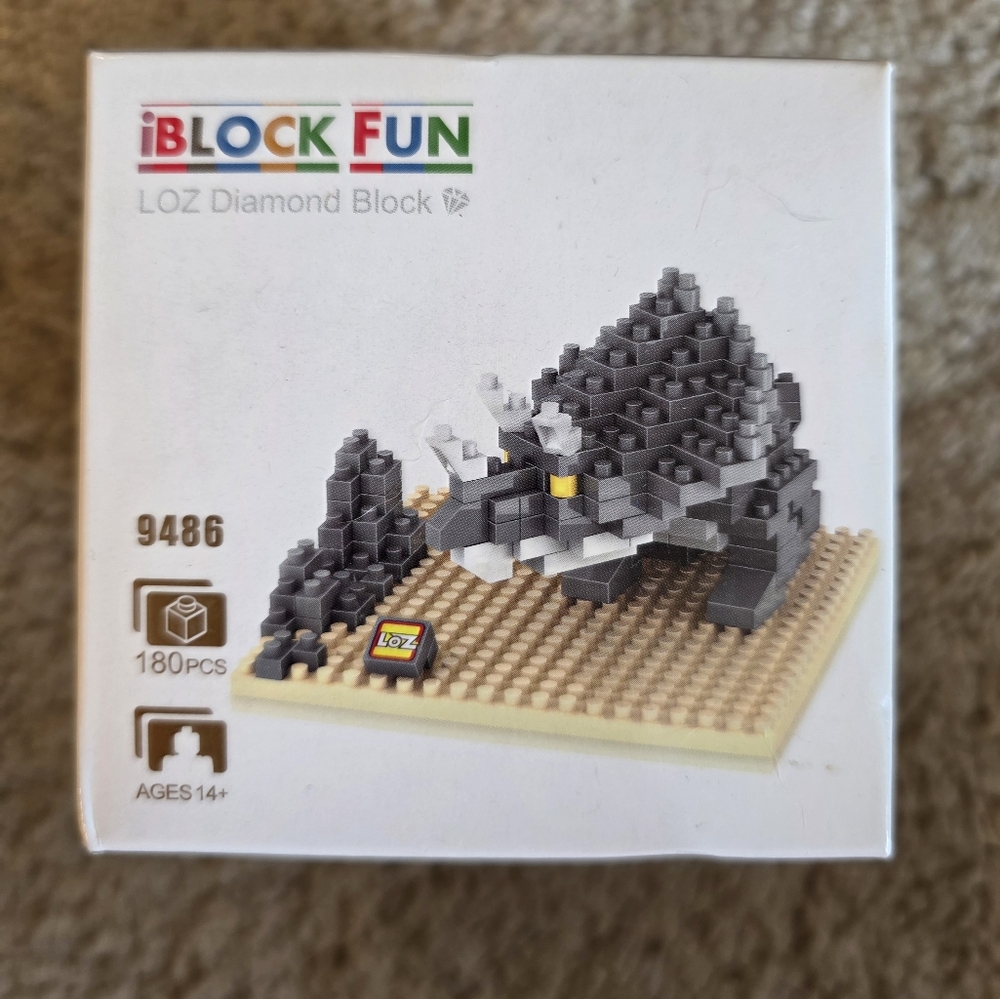 New Sealed LOZ 9486 Dinosaur Ceratopsia 180 Block Pieces Building 4.7cm Tall